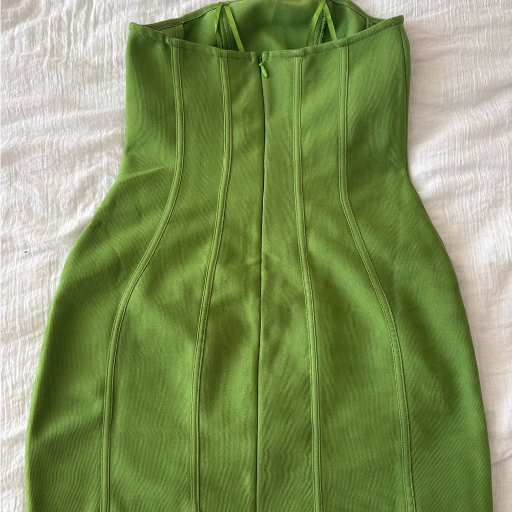 Elliatt Rose Mini Dress in Fern Green - Picture 3 of 6